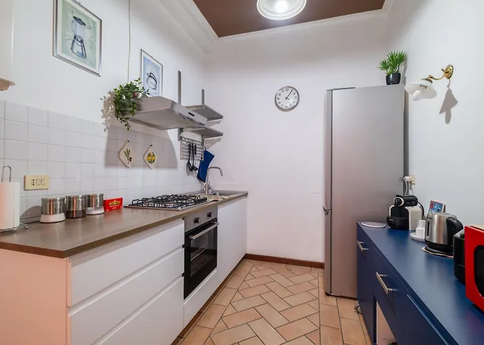 Homeby, Petroni House *