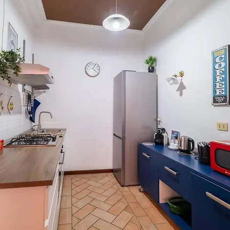 Homeby, Petroni House