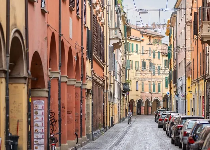 Homeby, Petroni House Daire