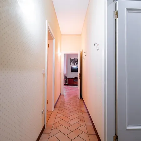 Homeby, Petroni House * בולוניה